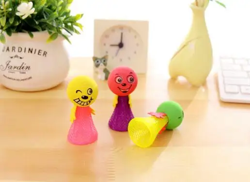10Pcs Plastic Doll Funny Toy Random Multicolor Creative Gift Jump Bounce Elf Party Birthday Fly Man